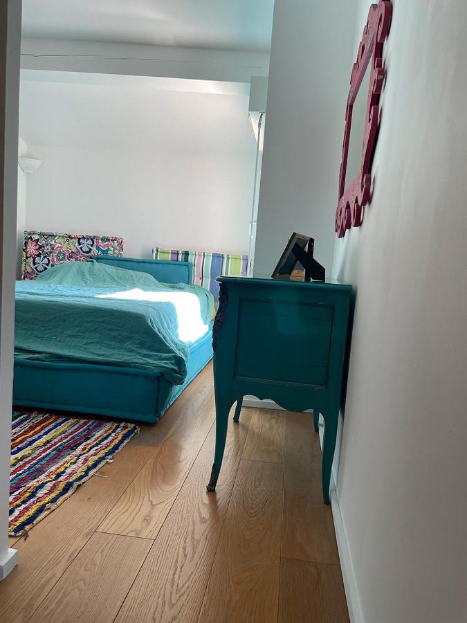 Prado Spacious And Sunny Loft In Марсилия Екстериор снимка