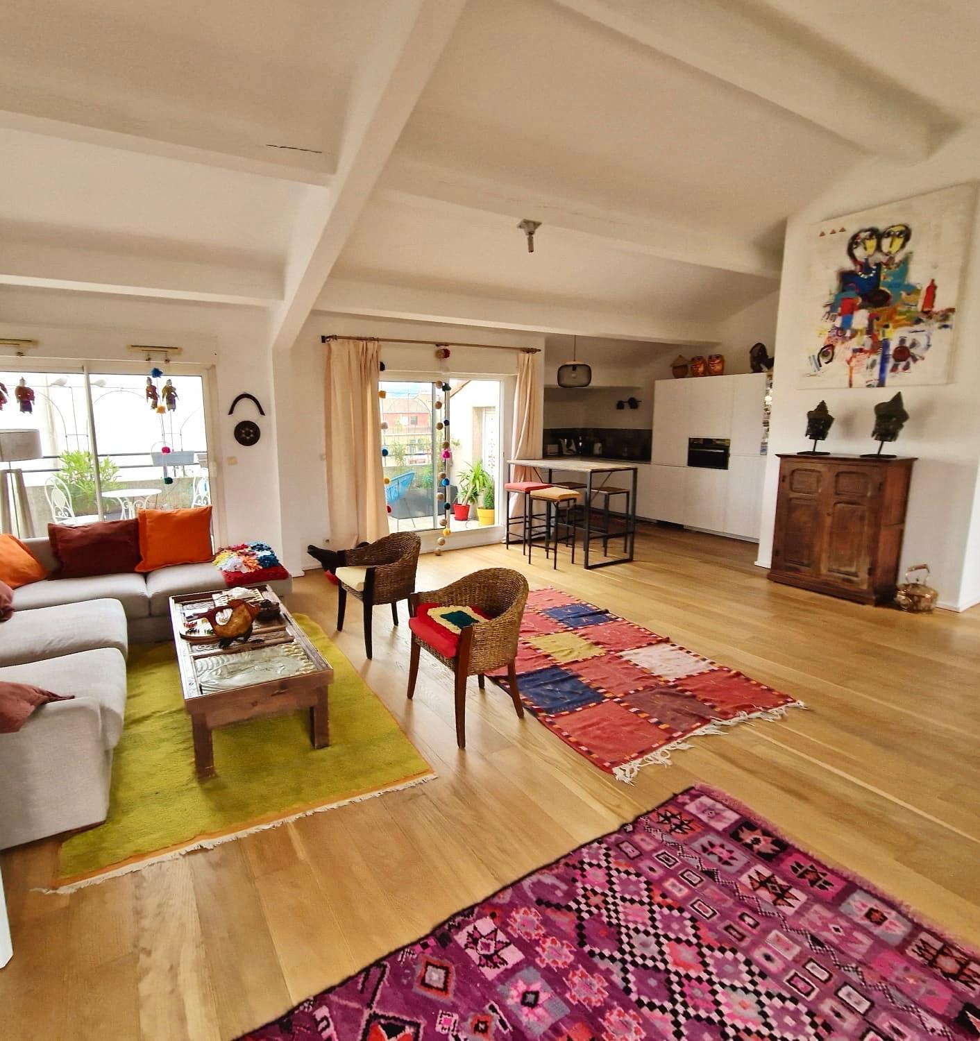 Prado Spacious And Sunny Loft In Марсилия Екстериор снимка
