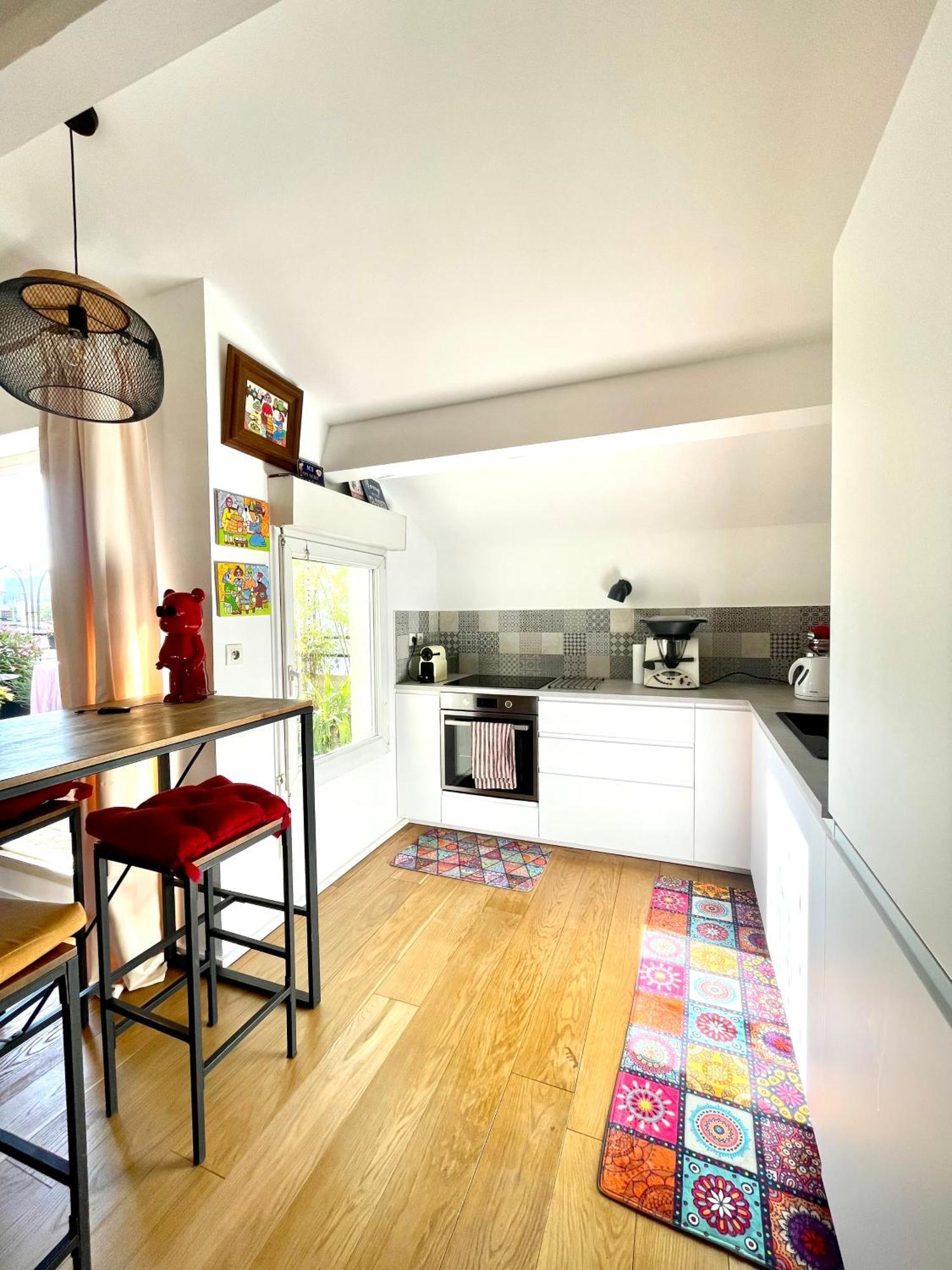 Prado Spacious And Sunny Loft In Марсилия Екстериор снимка