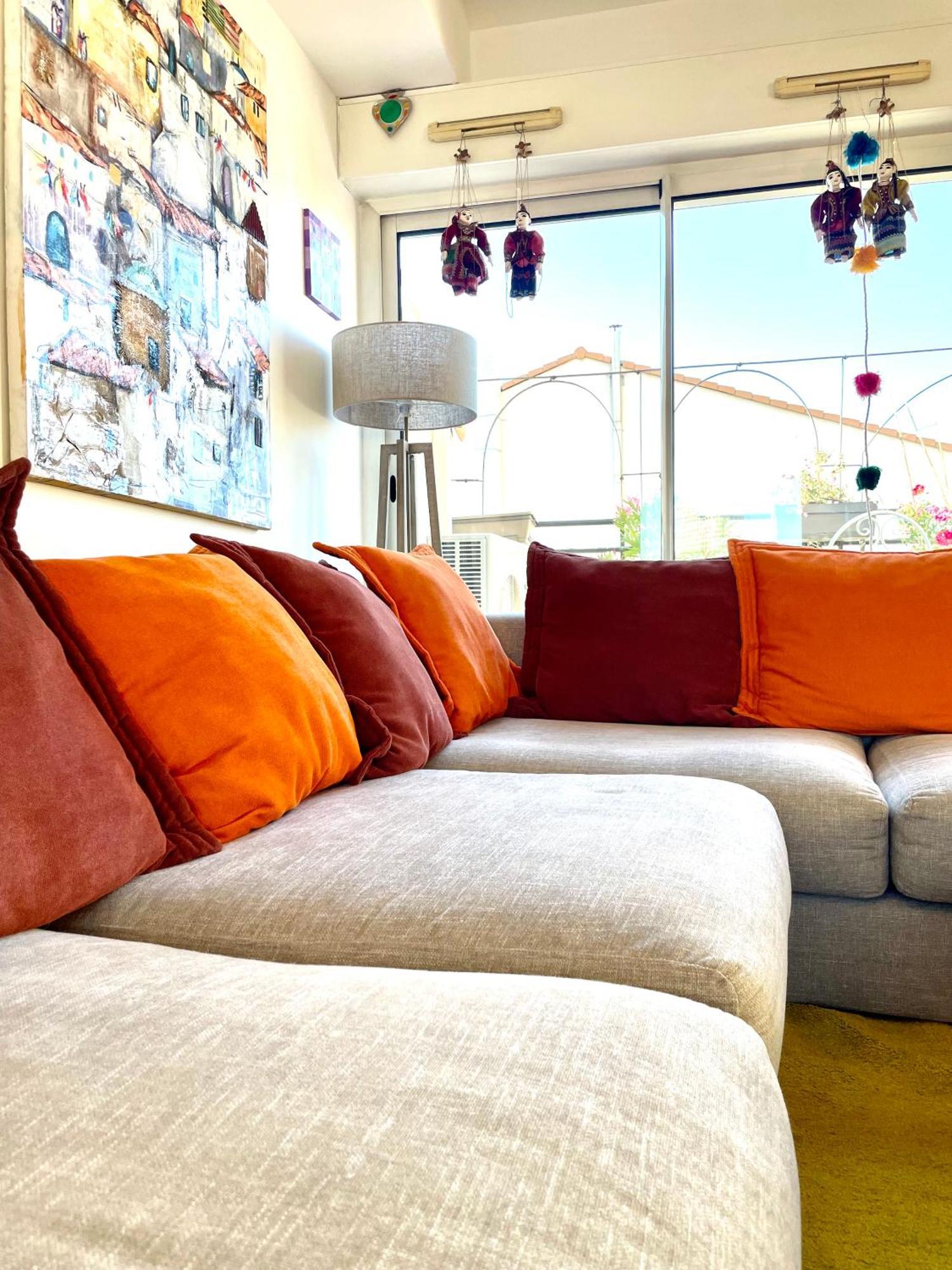 Prado Spacious And Sunny Loft In Марсилия Екстериор снимка